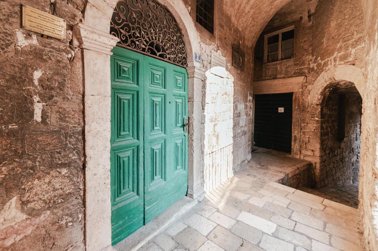 Arya Apartment شيبينيك المظهر الخارجي الصورة